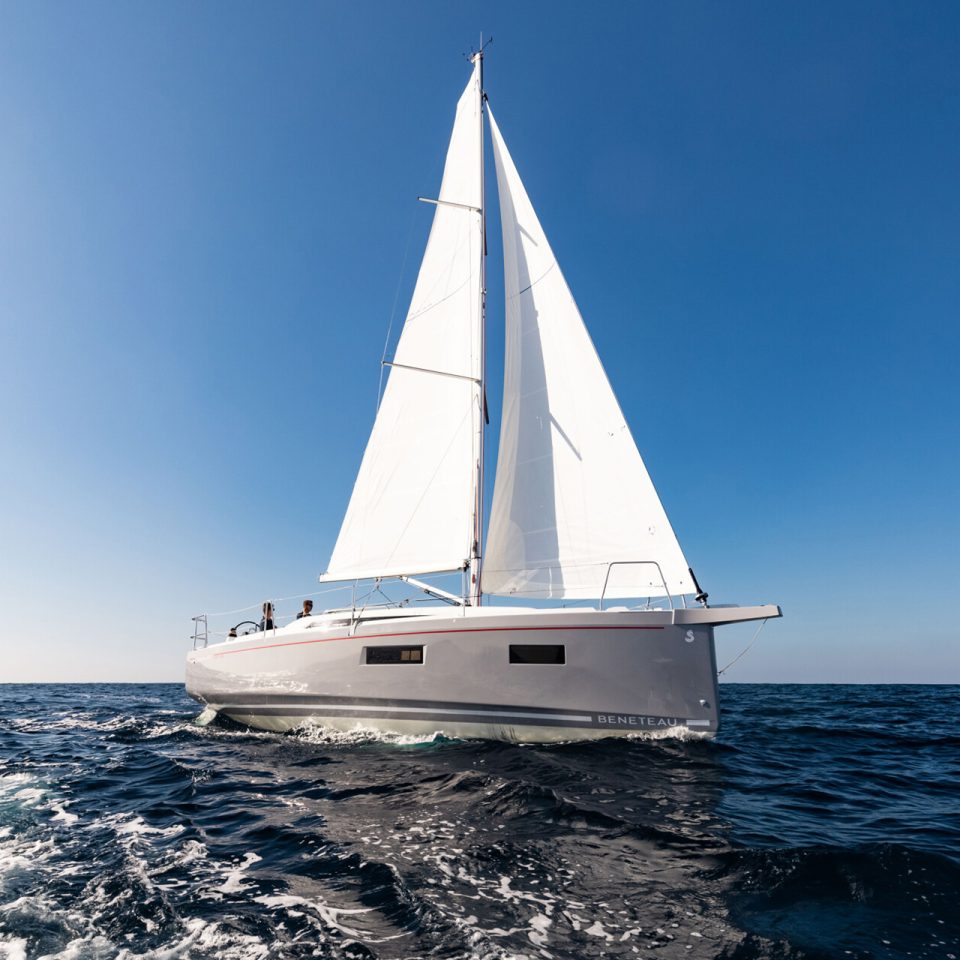 Side view of the Beneteau Oceanis 34.1 sailboat under sail