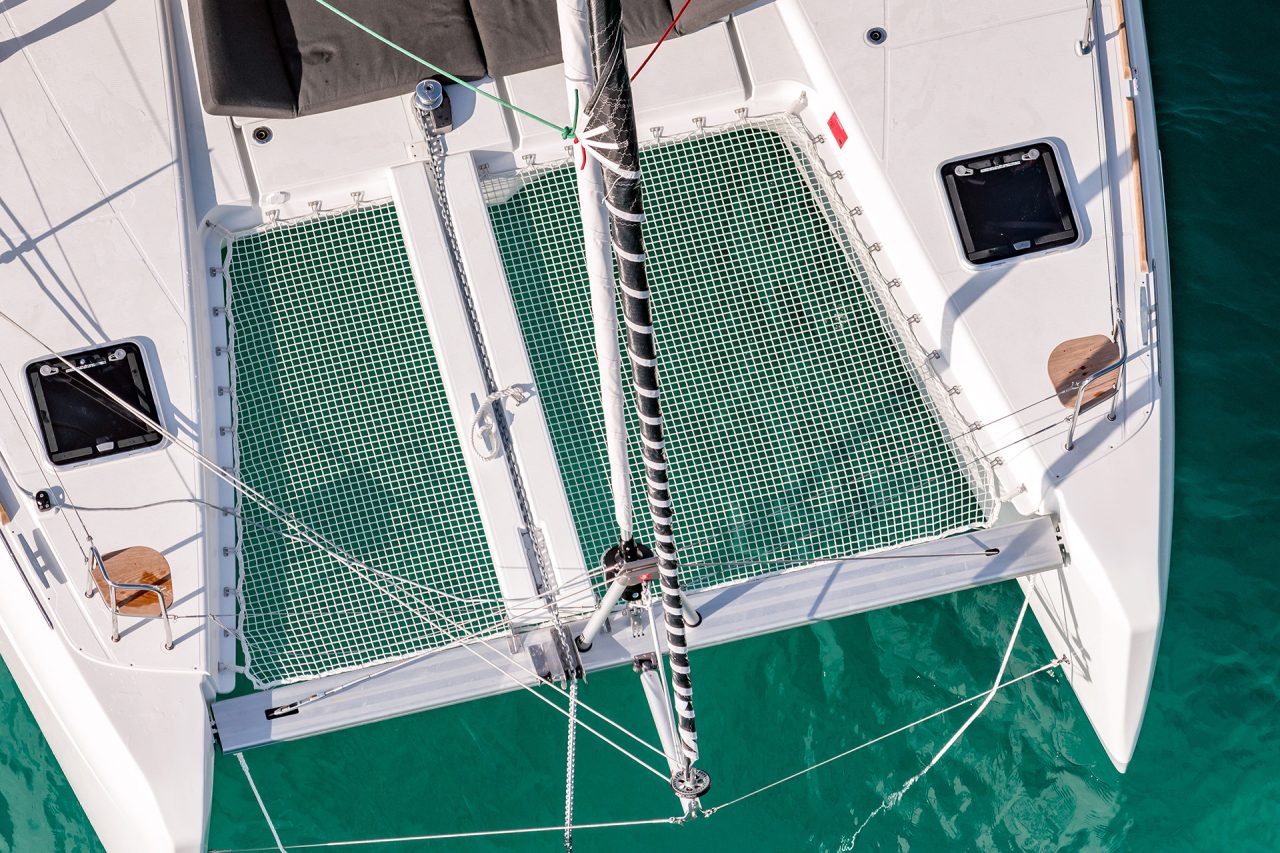 Spacious foredeck trampoline of the Lagoon 40 catamaran